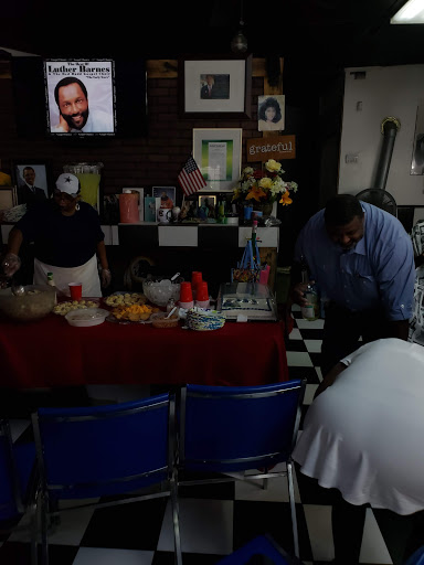 Barber Shop «Hills Barber Shop», reviews and photos, 2339 Elmwood Ave, Columbia, SC 29204, USA