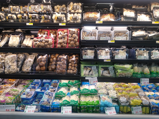 Korean Grocery Store «H Mart», reviews and photos, 1295 E Ogden Ave, Naperville, IL 60563, USA