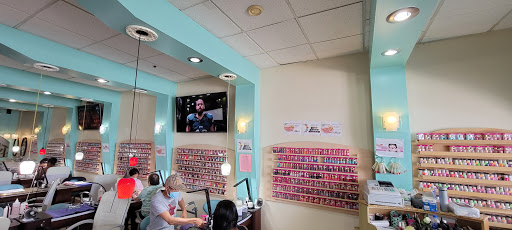 Shopping Mall «Crossroads Shopping Center», reviews and photos, 1525 U.S. 41, Schererville, IN 46375, USA