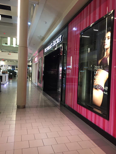 Shopping Mall «Vancouver Mall», reviews and photos, 8700 NE Vancouver Mall Dr, Vancouver, WA 98662, USA