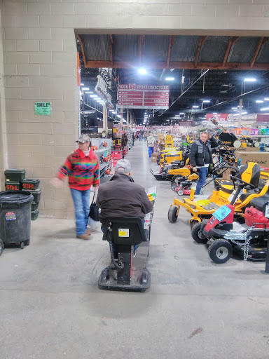 Sporting Goods Store «Big R of Homer Glen», reviews and photos, 15830 S Bell Rd, Homer Glen, IL 60491, USA