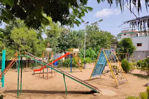 Veer Savarkar Udhyan - VMC Jogging Park image