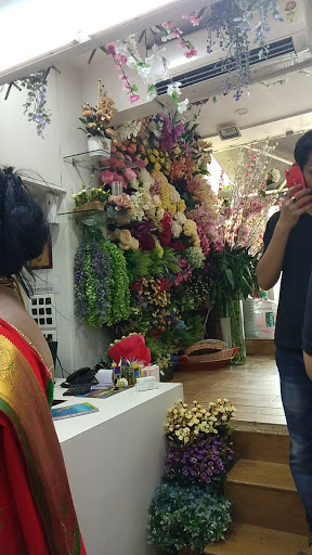 Ferns N Petals - Florist Shop In Bandra West, Mumbai