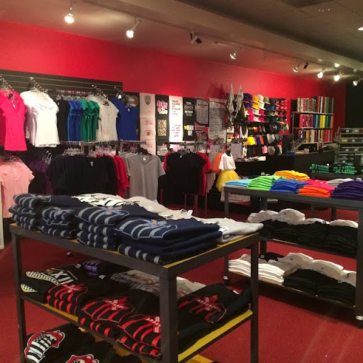 Home Team Apparel, 2841 Greenbriar Pkwy SW, Atlanta, GA 30331, USA, 