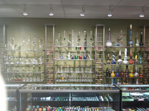 Novelty Store «Hazel Sky Smoke shop Fredericksburg», reviews and photos, 5244 Fredericksburg Rd, San Antonio, TX 78229, USA