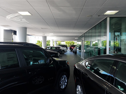 Dodge Dealer «Dadeland Dodge Chrysler Jeep Ram», reviews and photos, 16501 S Dixie Hwy, Miami, FL 33157, USA