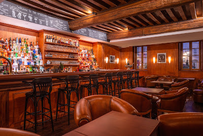 The American Bar à Beaune