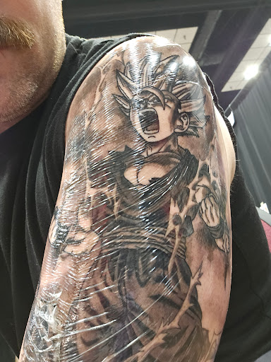 Explore love hurts tattoo ideas, creative tattoo ideas in Alamogordo, available at DarKnight Art Studio