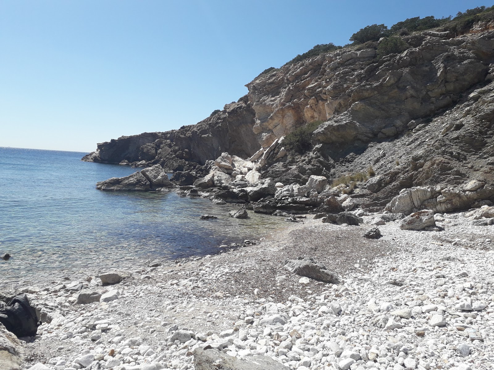 Fotografie cu Thymariou beach cu nivelul de curățenie înalt
