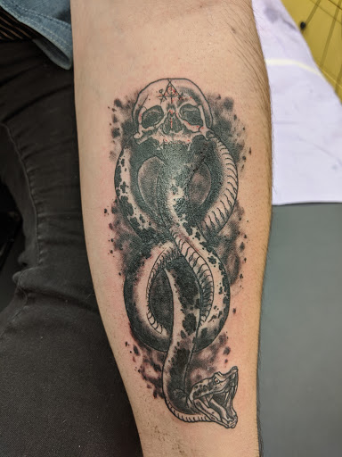 Tattoo Shop «Diamond Mind Tattoo», reviews and photos, 53 Main St, Buzzards Bay, MA 02532, USA