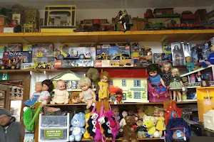 Hamilton Toy Collection image