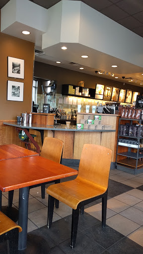 Coffee Shop «Starbucks», reviews and photos, 3177 Lee Hwy, Bristol, VA 24202, USA