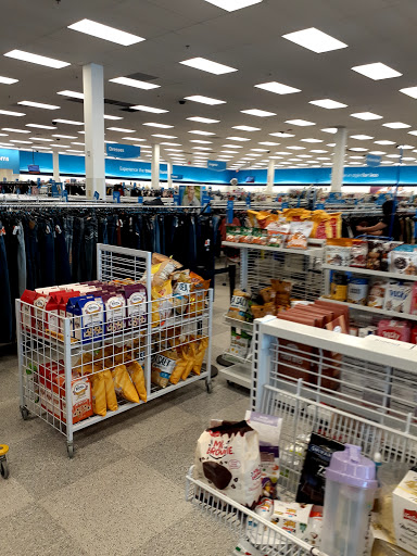 Clothing Store «Ross Dress for Less», reviews and photos, 8021 E Kellogg Dr, Wichita, KS 67207, USA