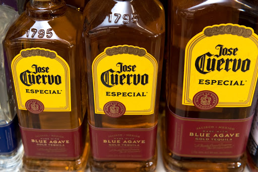 Liquor Store «Southgate Liquors», reviews and photos, 842 Suffield St, Agawam, MA 01001, USA