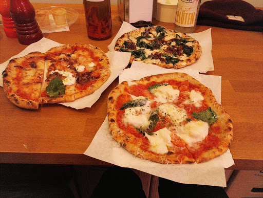 Bros. Pizza en Vienna