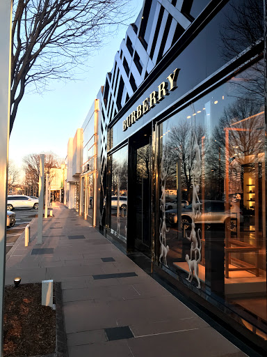 Shopping Mall «Americana Manhasset», reviews and photos, 2060 Northern Blvd, Manhasset, NY 11030, USA