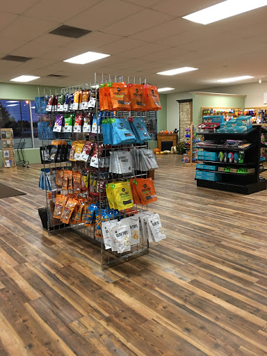 Pet Supply Store «Pets Naturally», reviews and photos, 1420 W South Airport Rd, Traverse City, MI 49686, USA