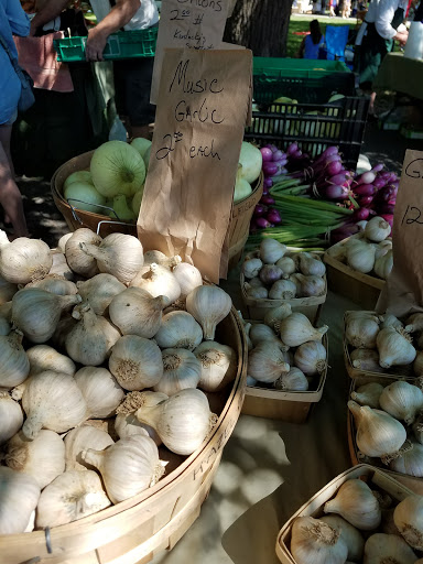 Produce Market «Douglass Loop Farmers Market», reviews and photos, 2005 Douglass Blvd, Louisville, KY 40205, USA