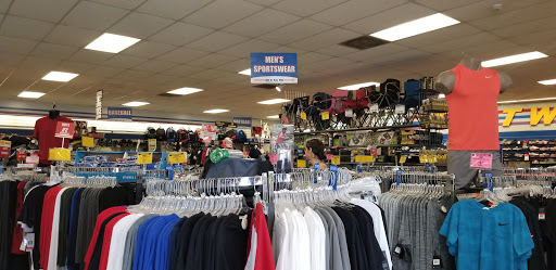 Sporting Goods Store «Big 5 Sporting Goods - Corona», reviews and photos, 320 N McKinley St, Corona, CA 92879, USA