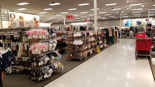 Department Store «Target», reviews and photos, 1555 40th St, Emeryville, CA 94608, USA