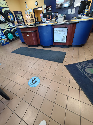 Auto Repair Shop «Hogan & Sons Tire and Auto», reviews and photos, 46970 Community Plaza, Sterling, VA 20164, USA