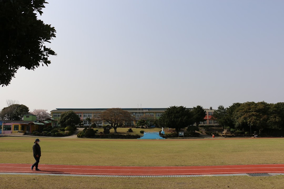 수산초등학교