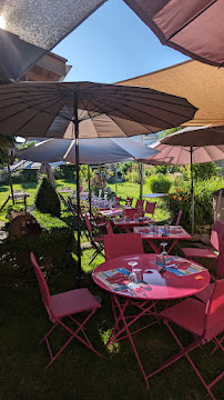 Atmosphère du Restaurant La vieille Auberge à Le Mayet-de-Montagne - n°13