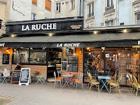 Photos du propriétaire du Restaurant halal La Ruche à Paris - n°4