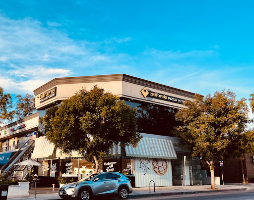 California Pizza Kitchen at Studio City image