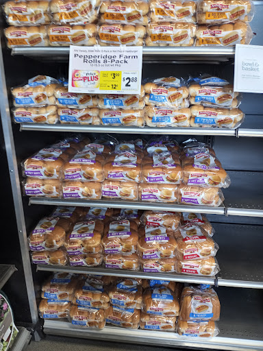 Grocery Store «ShopRite of Elizabeth», reviews and photos, 865 W Grand St, Elizabeth, NJ 07202, USA