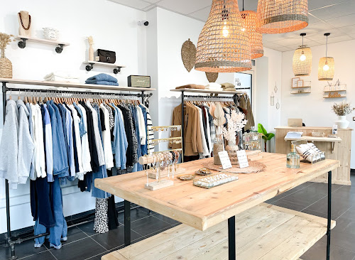 Magasin de vêtements pour femmes MAUG CONCEPT STORE Beaucamps-Ligny