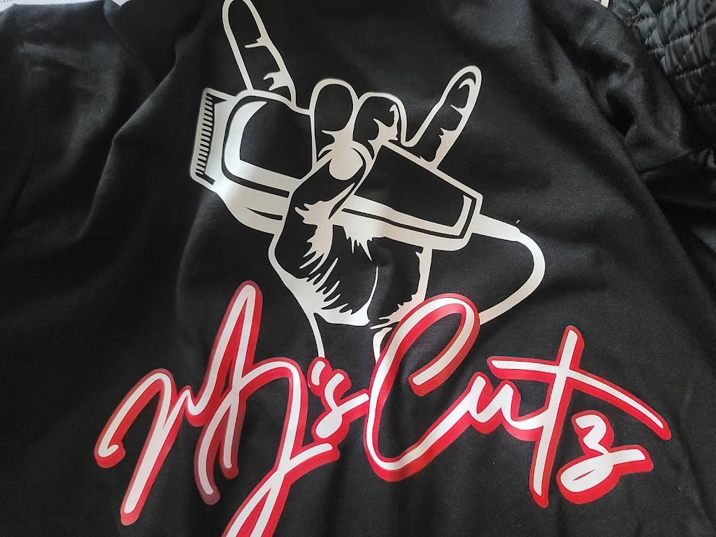 M.J's.Cutz 69361