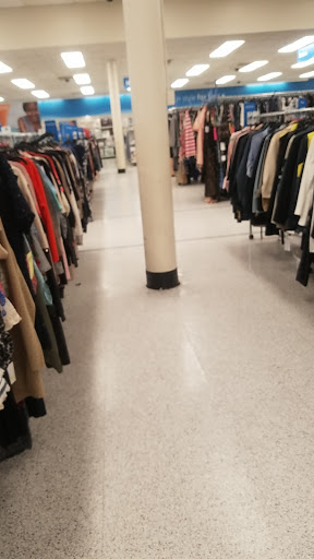 Clothing Store «Ross Dress for Less», reviews and photos, 9616 Reisterstown Rd, Garrison, MD 21117, USA