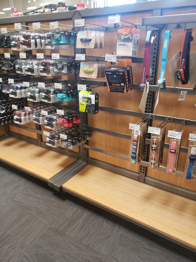 Camping Store «REI», reviews and photos, 8490 Castleton Corner Dr, Indianapolis, IN 46250, USA