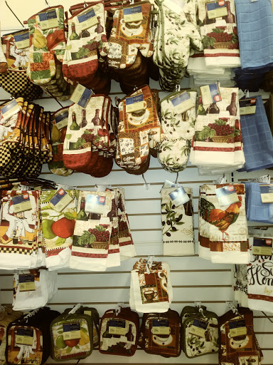 Dollar Store «Dollar Tree», reviews and photos, 257 Market Pl Blvd, Cartersville, GA 30121, USA