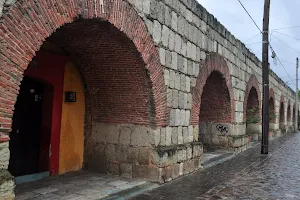 Aqueduct Arcos De Xochimilco image