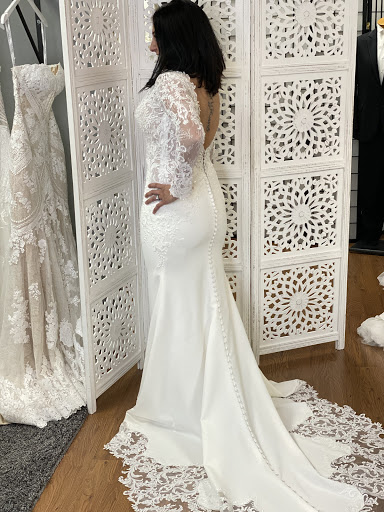 Bridal Shop «Bella Sposa Bridal Boutique», reviews and photos, 9524 179th St, Tinley Park, IL 60487, USA