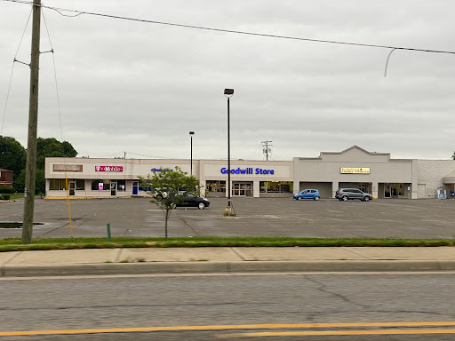 Non-Profit Organization «Goodwill Store», reviews and photos, 1548 N Main St, Rushville, IN 46173, USA