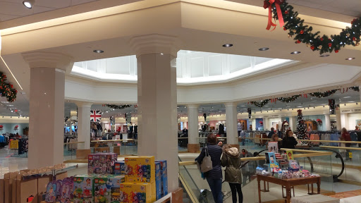 Department Store «Von Maur», reviews and photos, 2 Fountain Grass Dr, Lake St Louis, MO 63367, USA