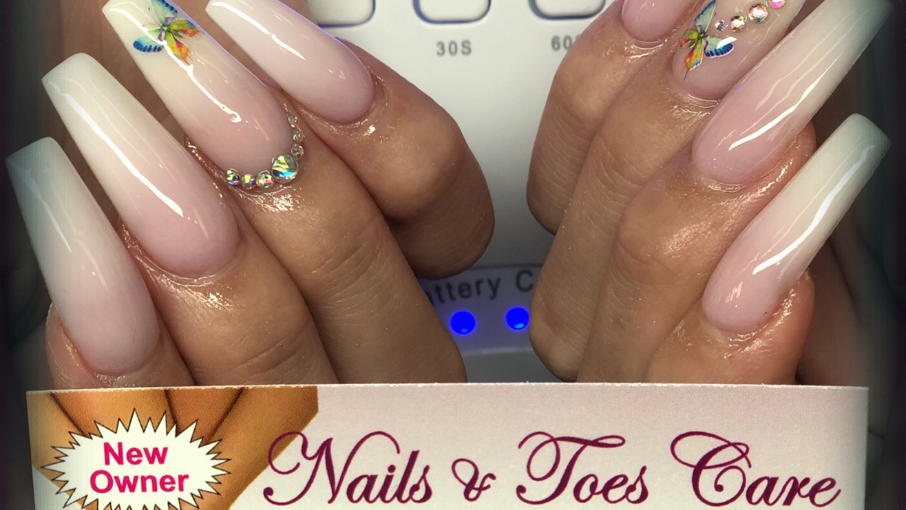 Nails & Toe Care Spa Service
