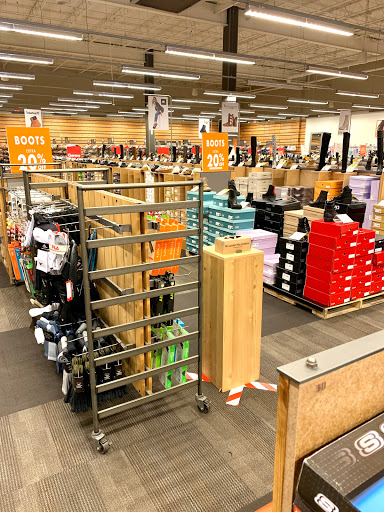 DSW Designer Shoe Warehouse image 7