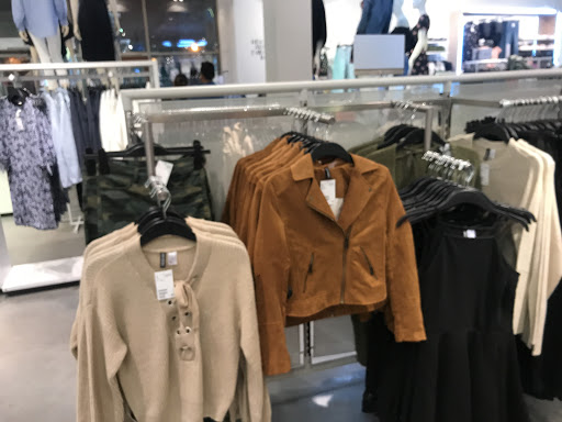 Clothing Store «H&M», reviews and photos, 6187 State St, Salt Lake City, UT 84107, USA