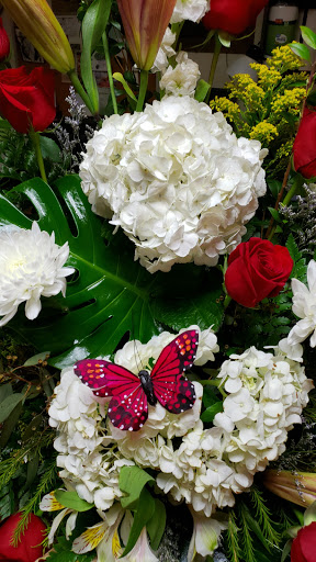 Florist «Bibbs Flowers And Gifts», reviews and photos, 3418 Lake Crest Dr, Gainesville, GA 30506, USA