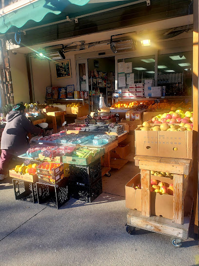 The Gold City Fruit Market