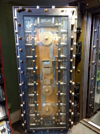 Book Store «Book Vault», reviews and photos, 105 S Market St, Oskaloosa, IA 52577, USA