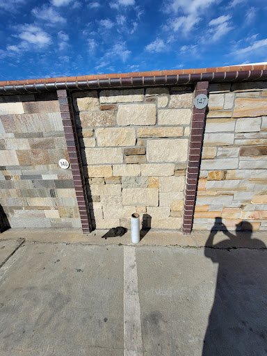 Building Materials Supplier «Thompson Building Materials Design Center», reviews and photos, 1716 N Case St, Orange, CA 92865, USA