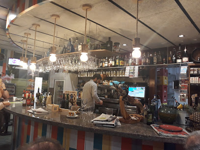 Bar Restaurant El Tast - Carrer de Ramon Sala i Saçala, 15, A, 08500 Vic, Barcelona, Spain