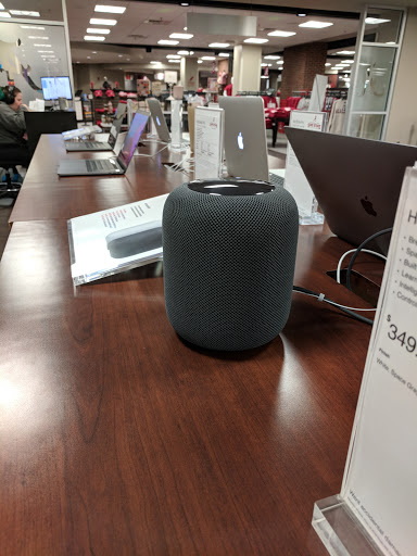 Book Store «University of Alabama Supply Store», reviews and photos, 751 Campus Dr W, Tuscaloosa, AL 35401, USA