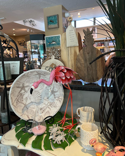 Collectibles Store «Classic Boutique & Gallery», reviews and photos, 2678 Bayshore Blvd, Dunedin, FL 34698, USA