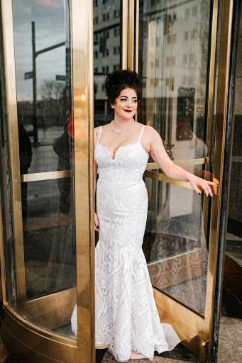 Bridal Shop «La Jeune Mariee Bridal Collection», reviews and photos, 139 E Main St, Columbus, OH 43215, USA